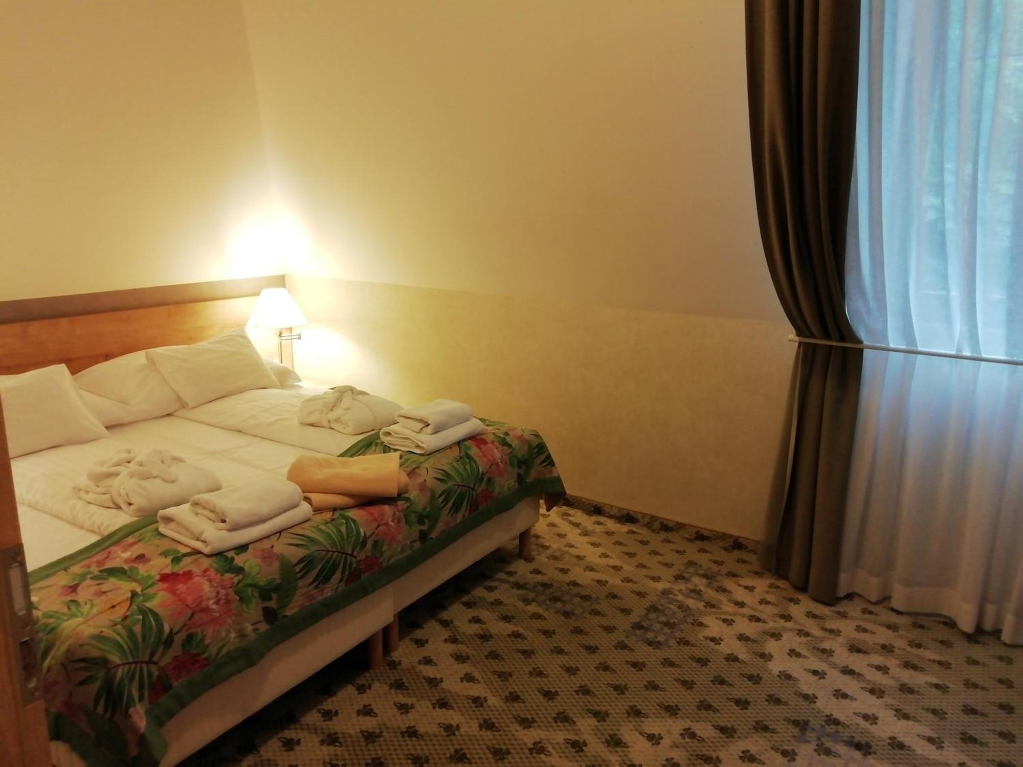 Hotel Batthyány Kúria Zalacsány Esterno foto