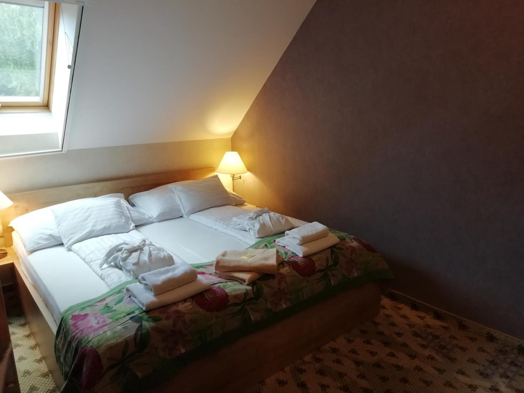 Hotel Batthyány Kúria Zalacsány Esterno foto