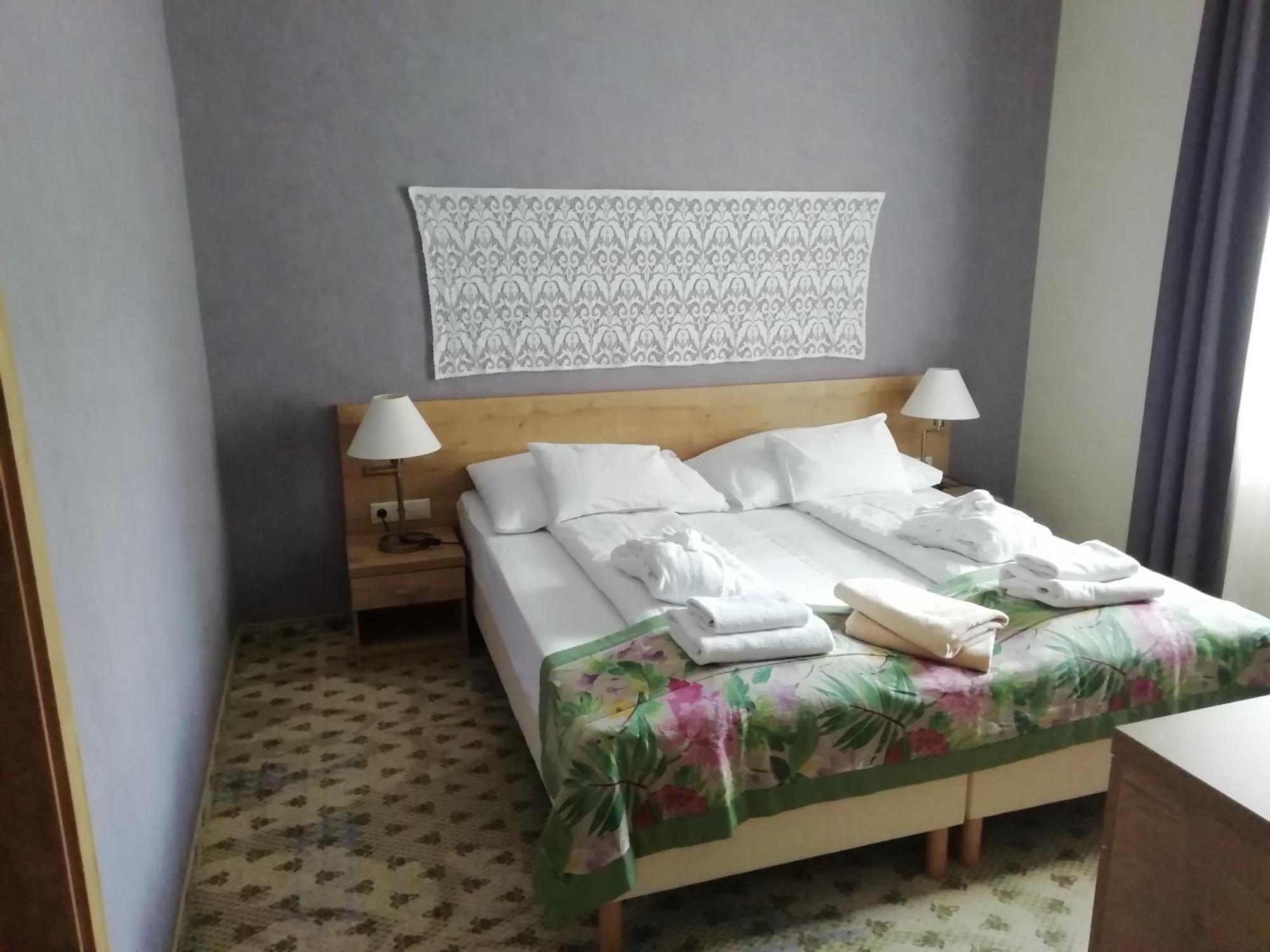 Hotel Batthyány Kúria Zalacsány Esterno foto