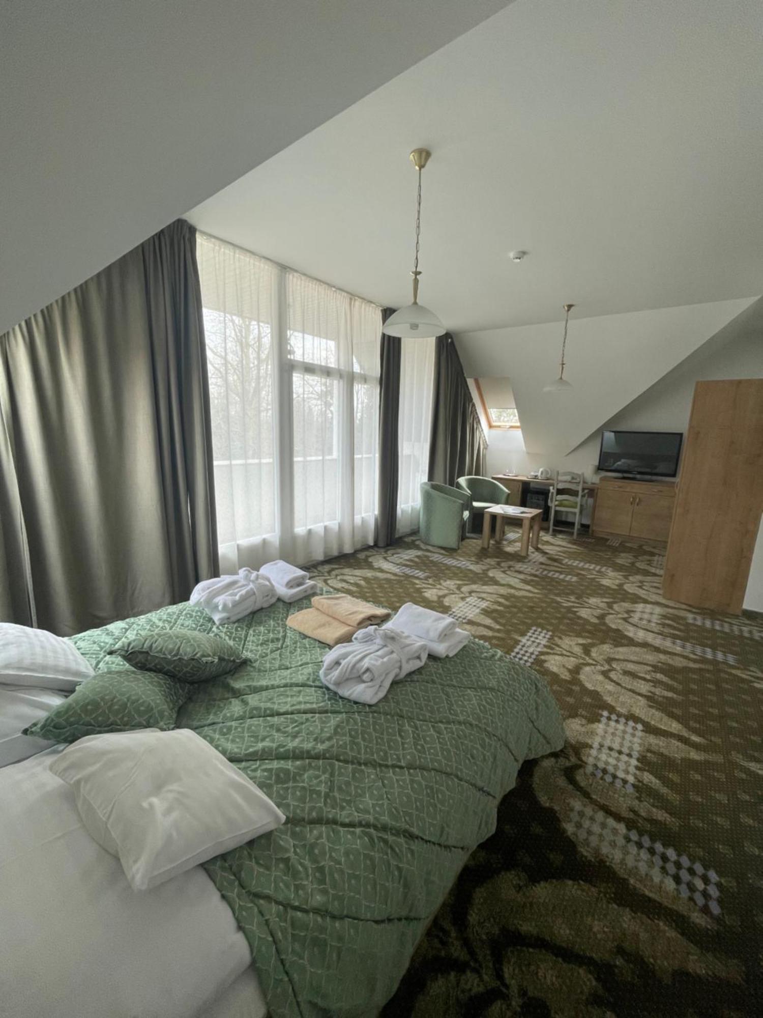 Hotel Batthyány Kúria Zalacsány Esterno foto