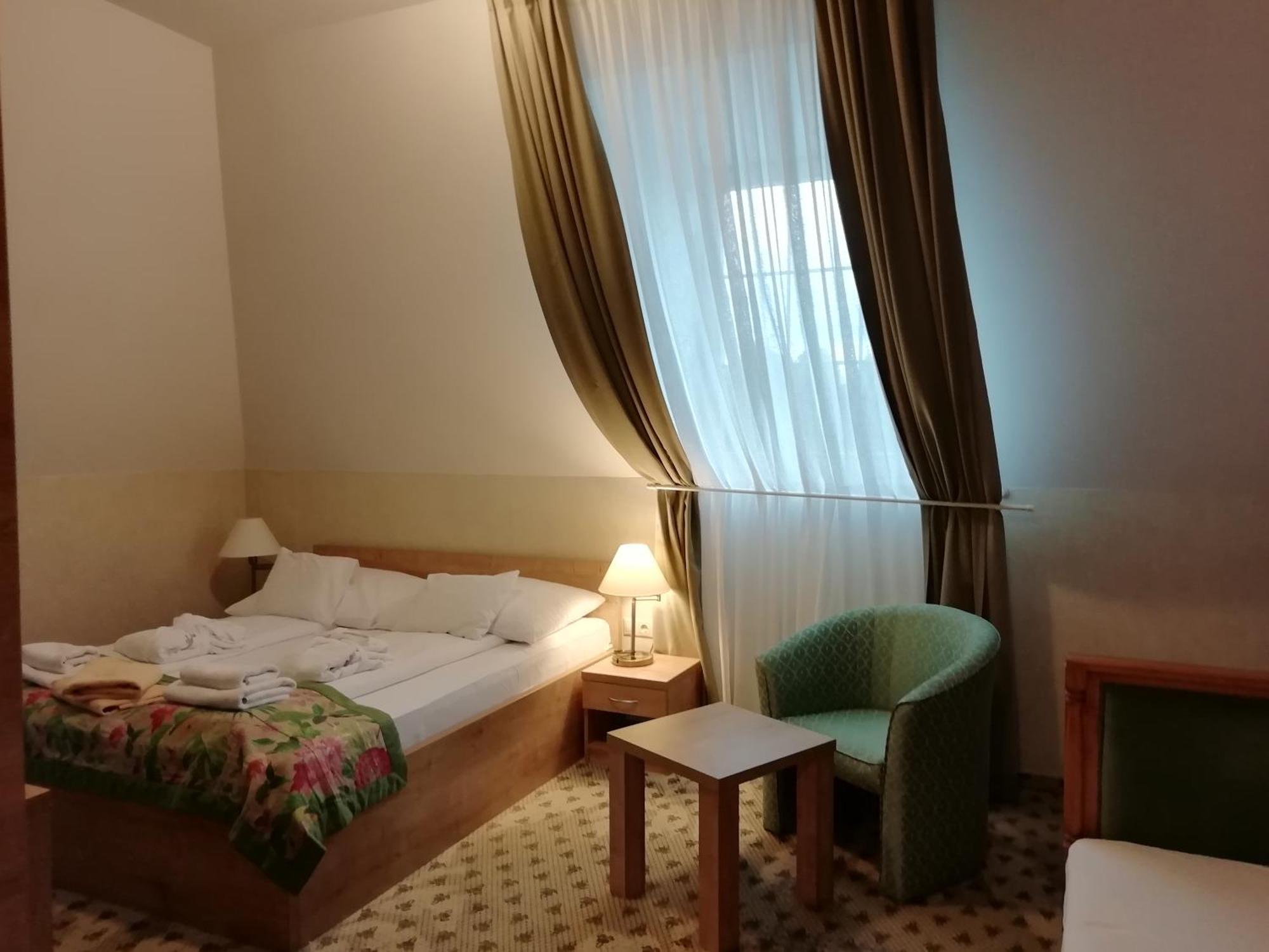 Hotel Batthyány Kúria Zalacsány Esterno foto