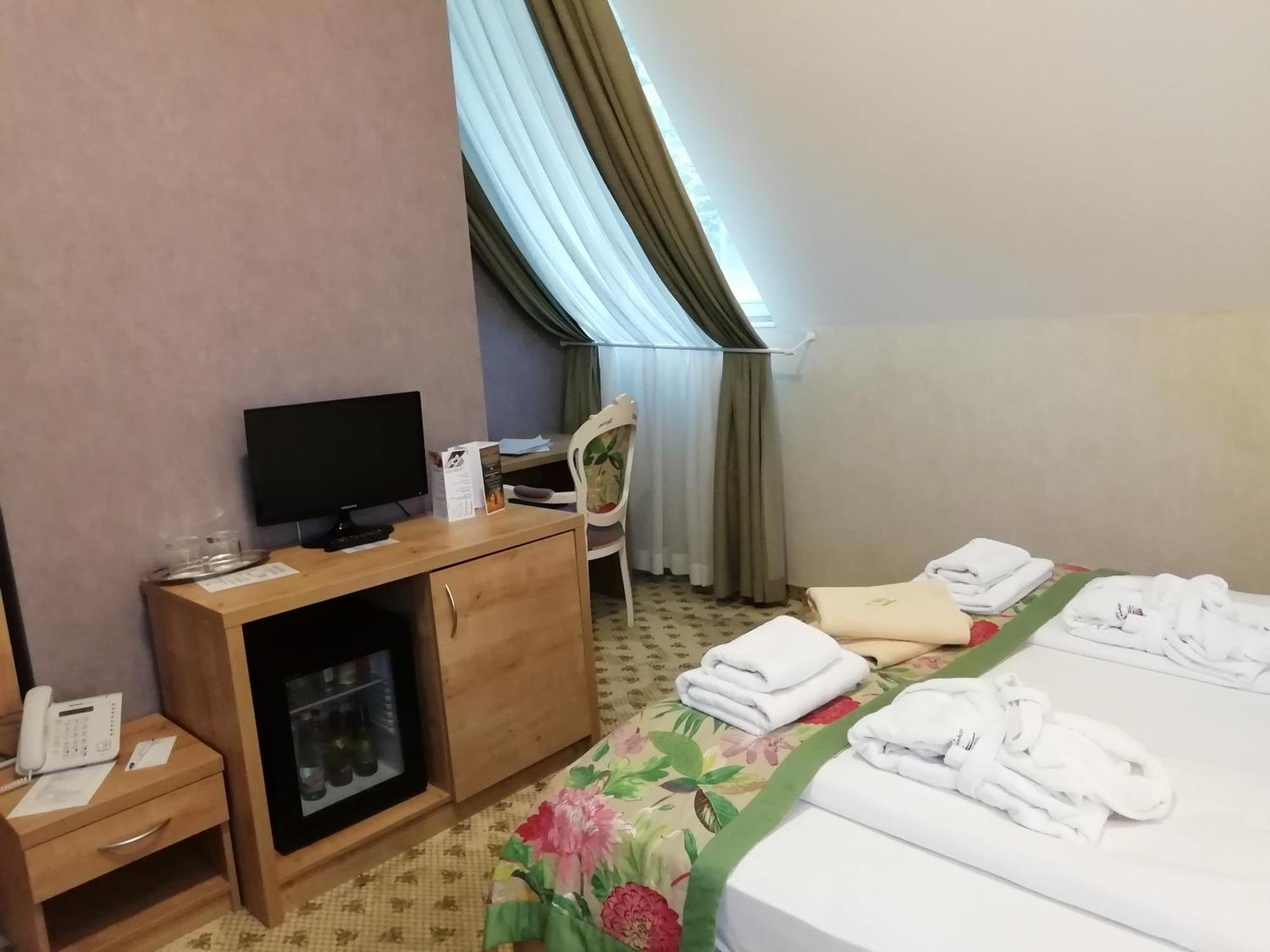 Hotel Batthyány Kúria Zalacsány Esterno foto