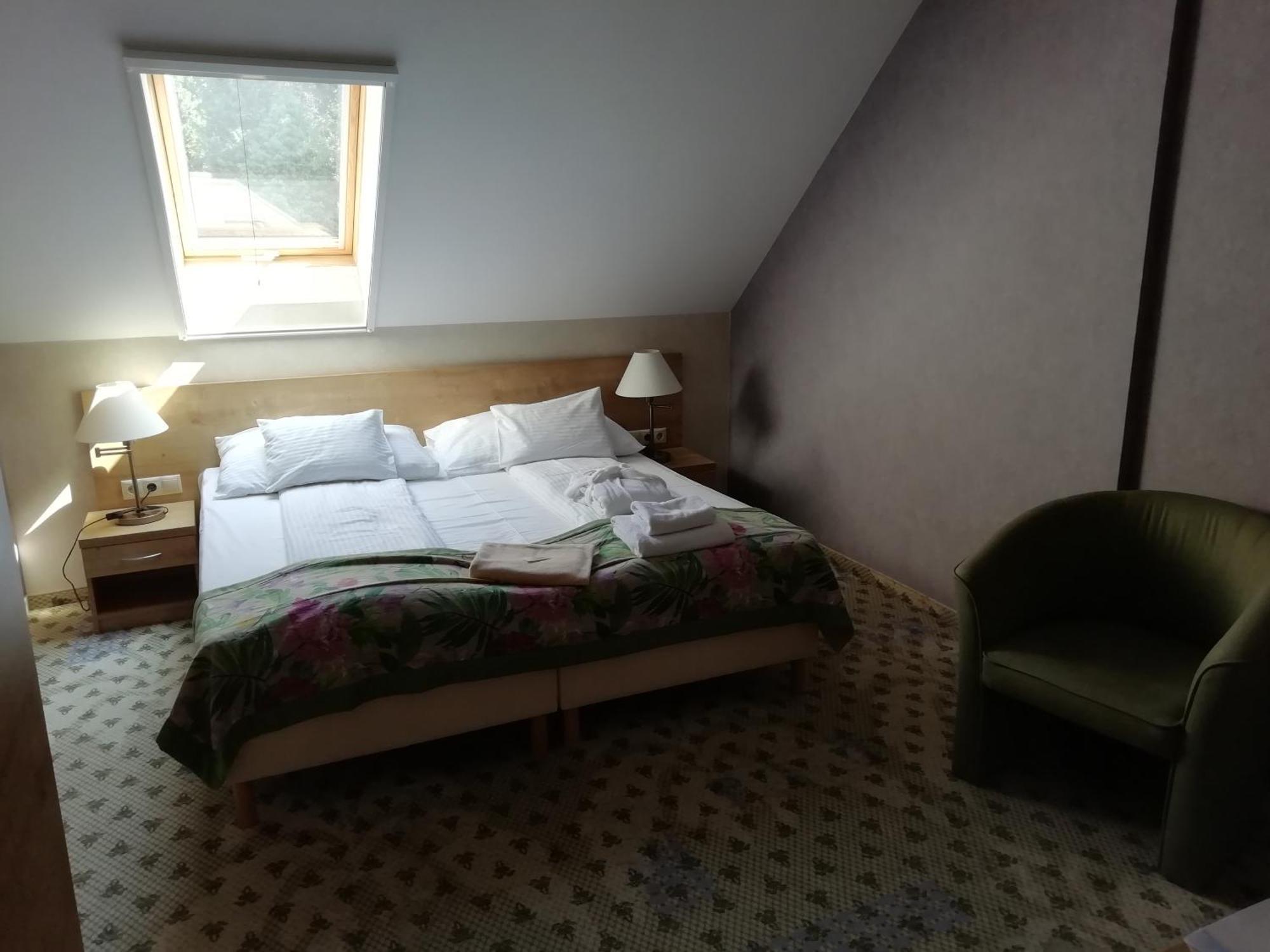 Hotel Batthyány Kúria Zalacsány Esterno foto