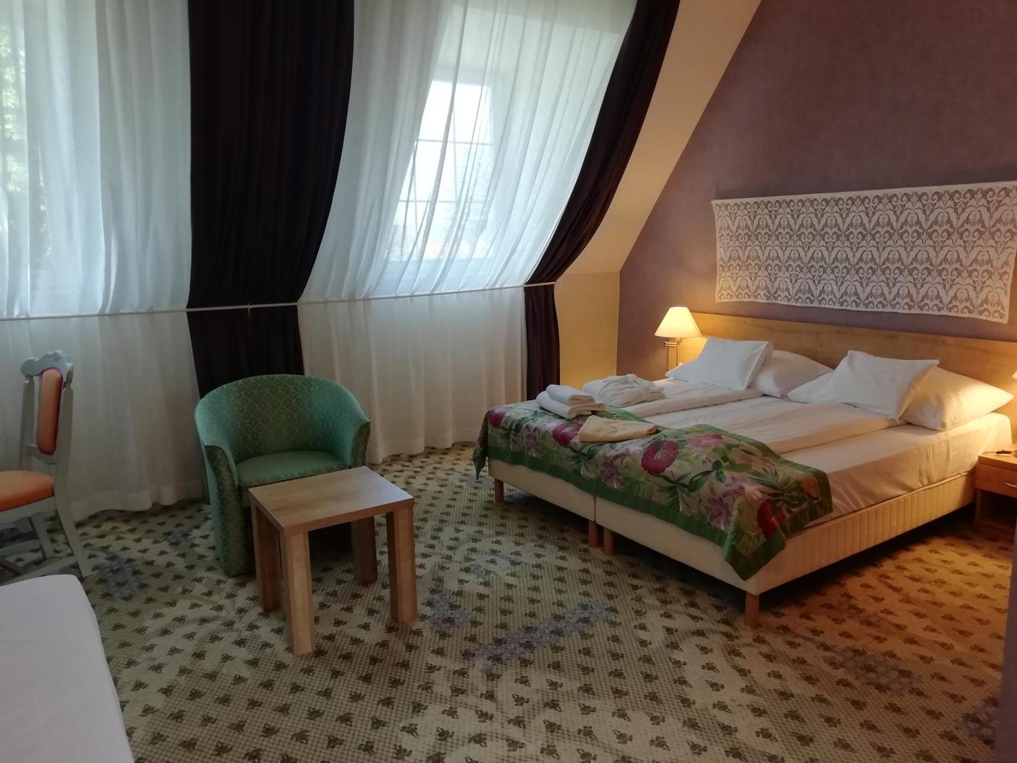 Hotel Batthyány Kúria Zalacsány Esterno foto
