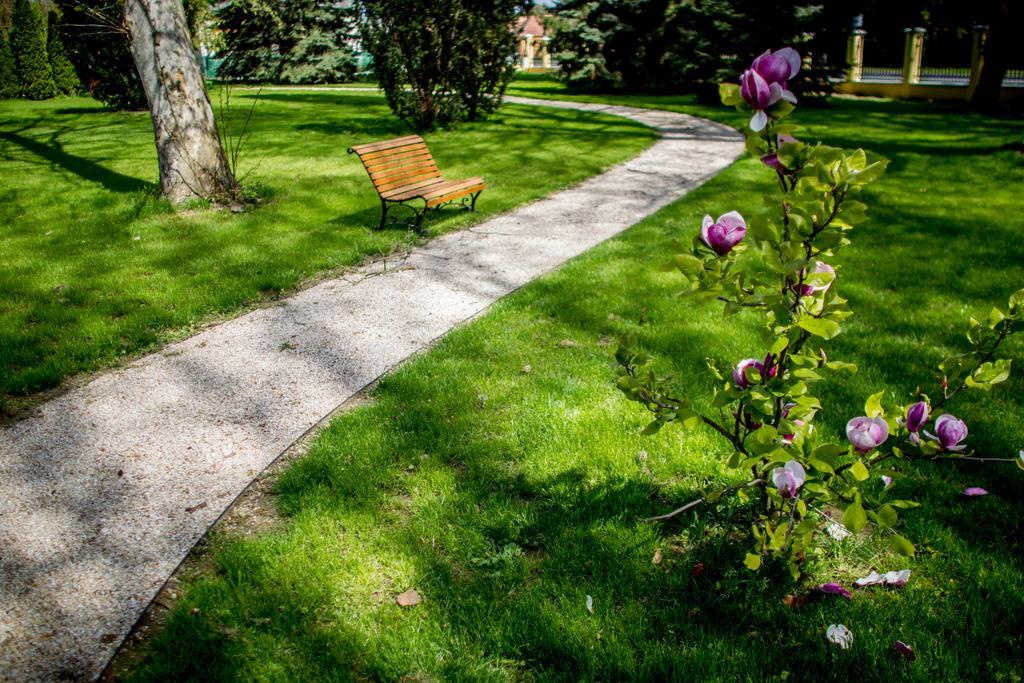 Hotel Batthyány Kúria Zalacsány Esterno foto